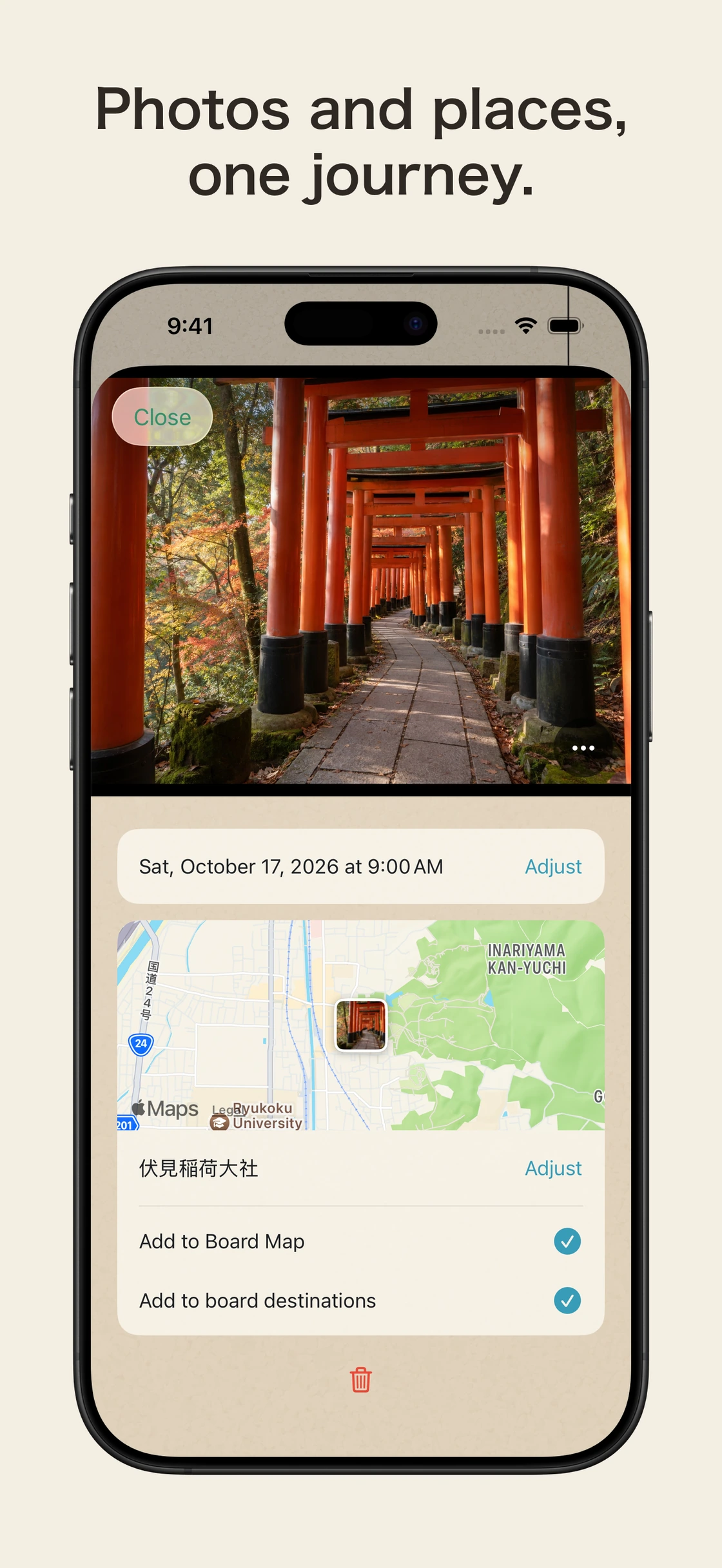 TravelBoard: A card combining a photo and a location